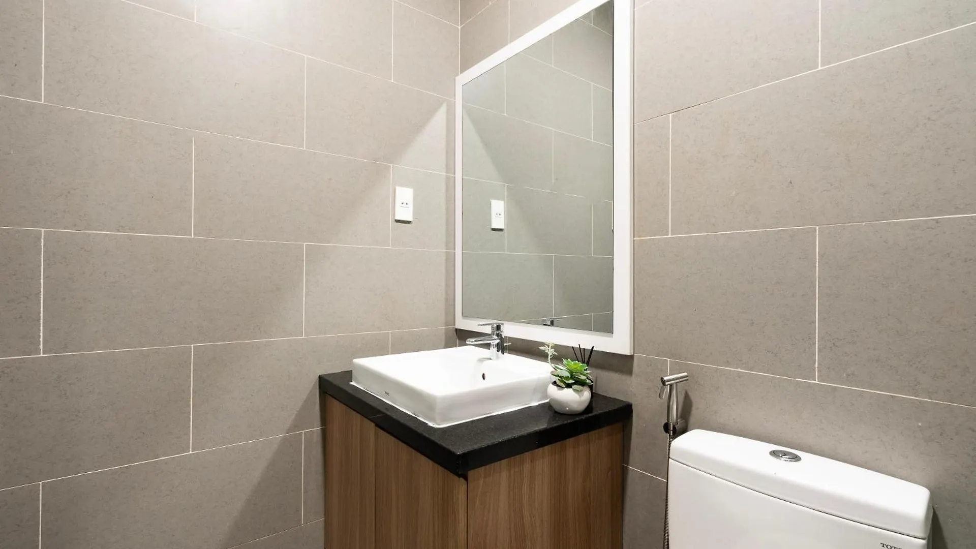 Hidden Homestay Buivien Apartment Ho Chi Minh City
