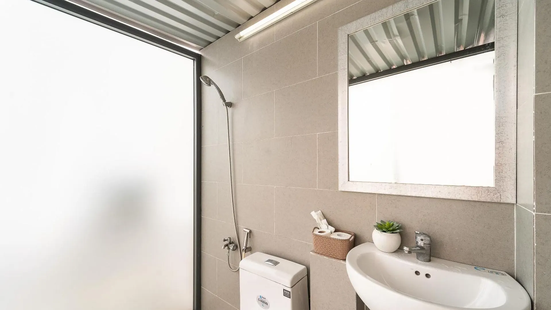 Hidden Homestay Buivien Apartment